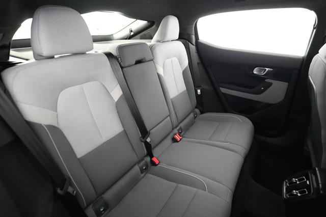 2024 Polestar 2 — photo 4 of 26