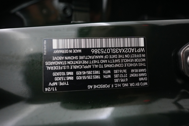 2025 Porsche Macan