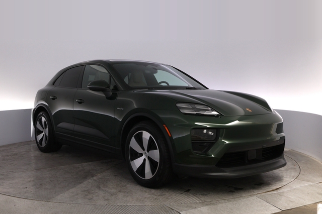 2025 Porsche Macan