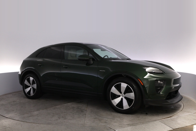 2025 Porsche Macan