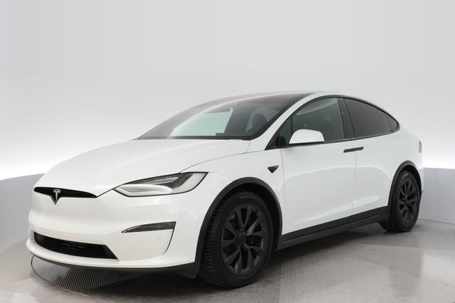 2022 Tesla Model X — VIN 7SAXCBE69NF351600