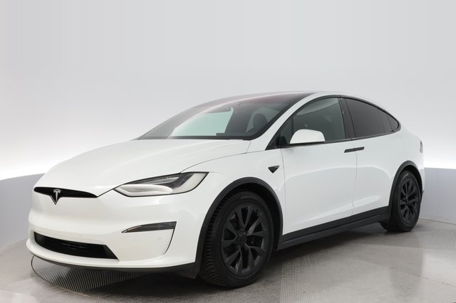 2022 Tesla Model X — VIN 7SAXCBE69NF351600