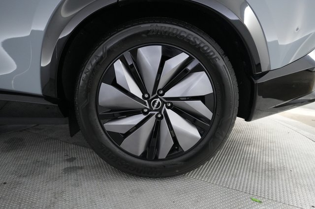 2023 Nissan Ariya — photo 7 of 21