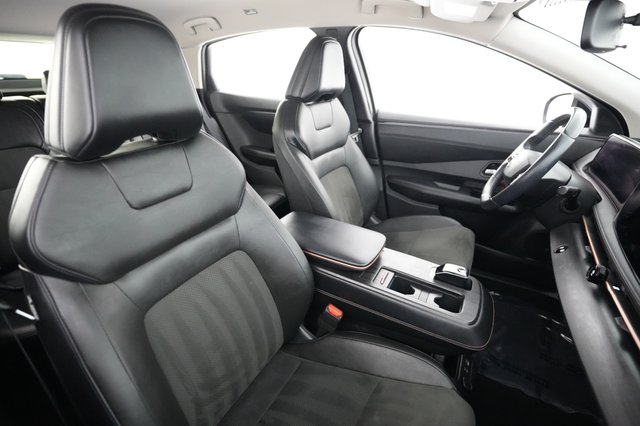2023 Nissan Ariya — photo 18 of 21