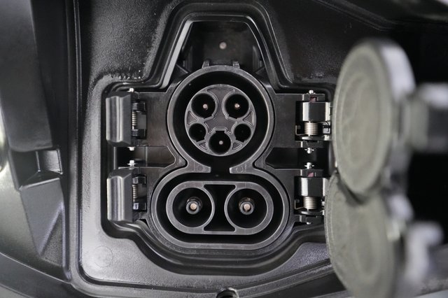 2023 Nissan Ariya — photo 8 of 21