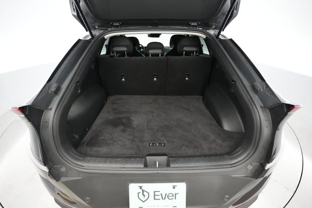 2025 Kia EV6 — photo 6 of 24