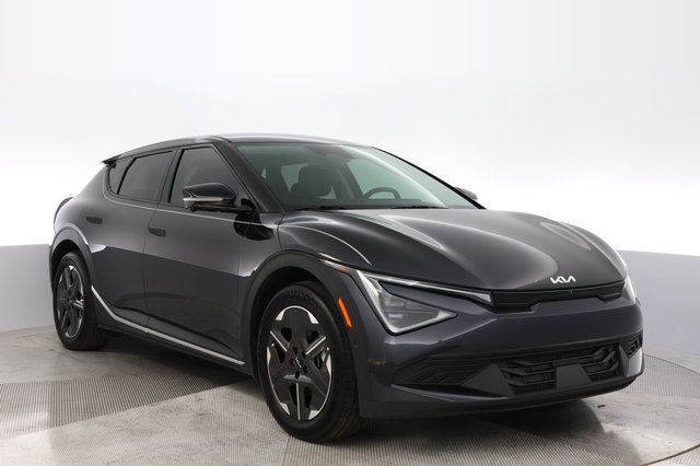 2025 Kia EV6 — photo 10 of 24