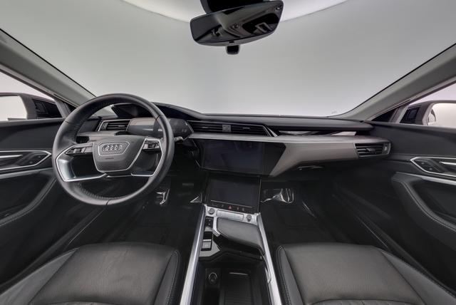 2024 Audi Q8 e-tron
