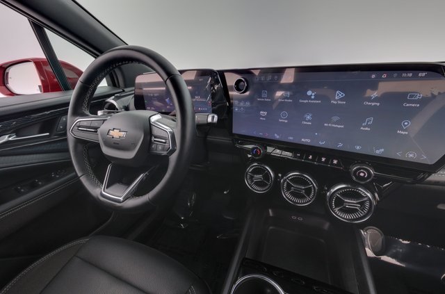2024 Chevrolet Blazer EV — photo 20 of 24