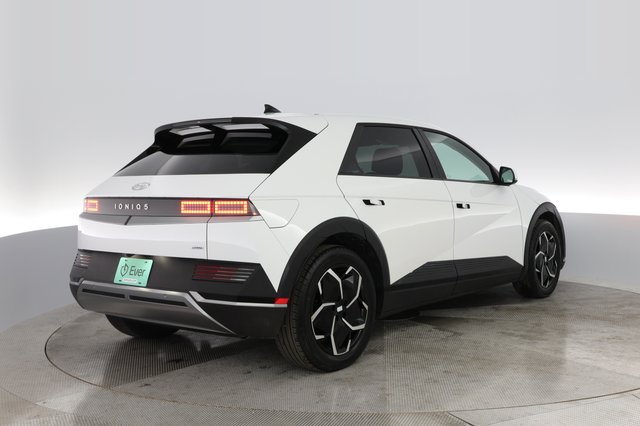 2024 Hyundai IONIQ 5 — photo 2 of 25