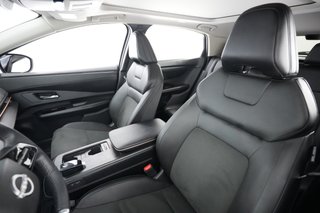 2024 Nissan Ariya — photo 3 of 24