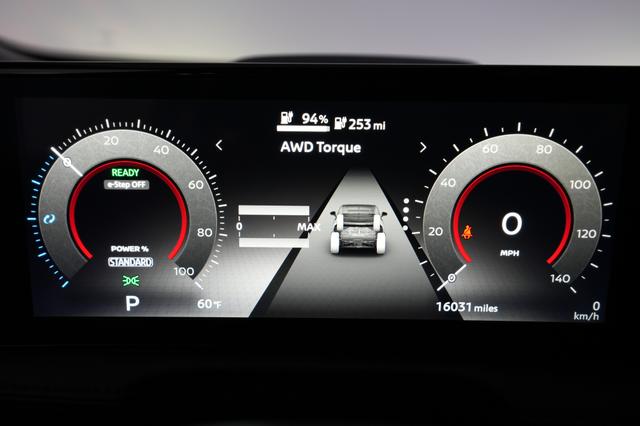 2024 Nissan Ariya — photo 5 of 24