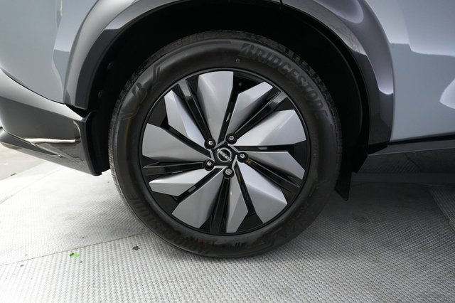 2024 Nissan Ariya — photo 17 of 24