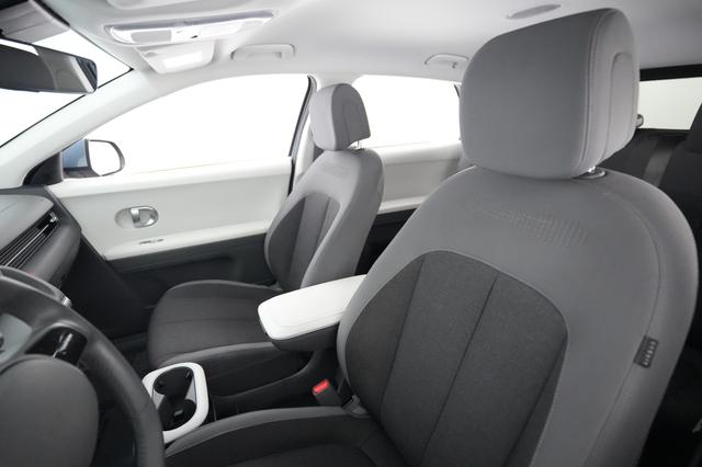 2024 Hyundai IONIQ 5 — photo 3 of 23