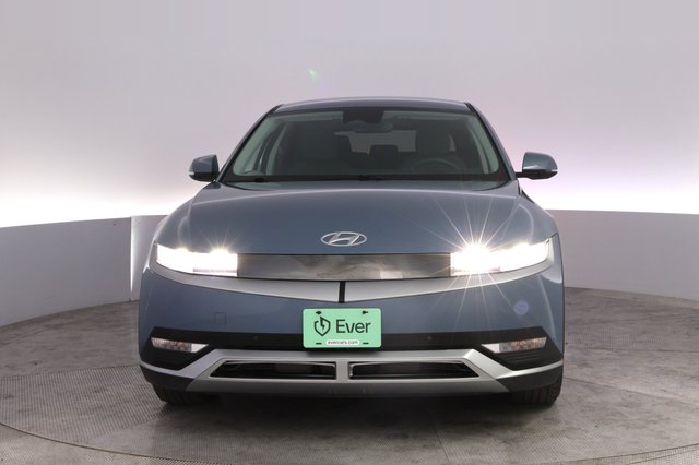 2024 Hyundai IONIQ 5 — photo 9 of 23