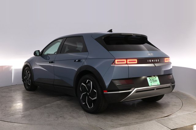 2024 Hyundai IONIQ 5 — photo 13 of 23