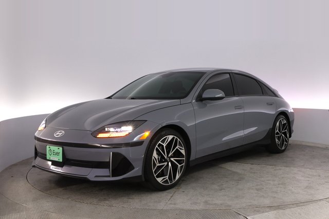2024 Hyundai IONIQ 6 — VIN KMHM34AA1RA079513