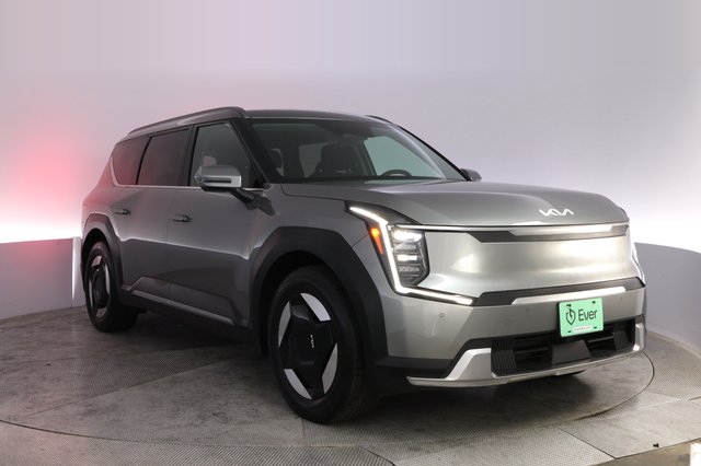 2024 Kia EV9 — photo 10 of 26