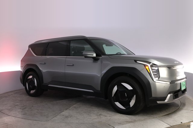 2024 Kia EV9 — photo 11 of 26