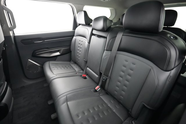 2024 Kia EV9 — photo 19 of 26