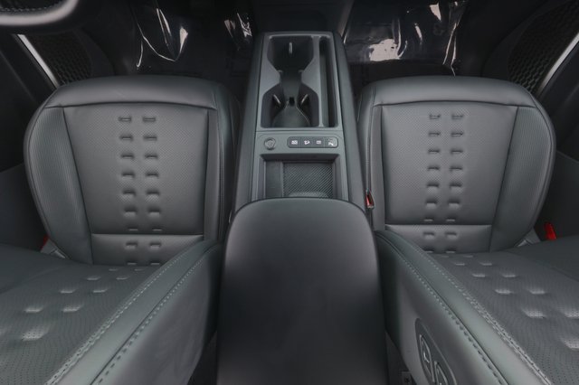 2024 Kia EV9 — photo 23 of 25