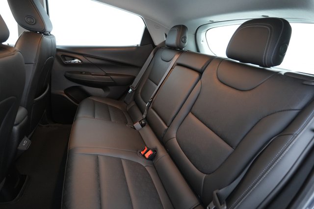 2022 Chevrolet Bolt EV — photo 19 of 23