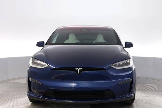2023 Tesla Model X — photo 9 of 26