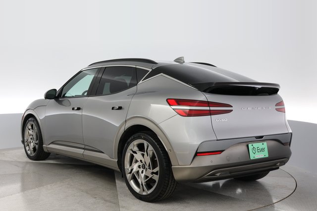 2023 Genesis GV60 — photo 11 of 22