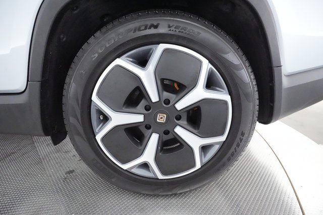 2022 Rivian R1T — photo 15 of 31