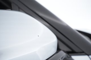 2022 Rivian R1T — photo 27 of 31