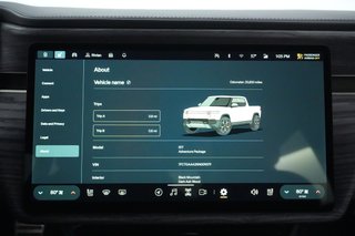 2022 Rivian R1T — photo 30 of 31