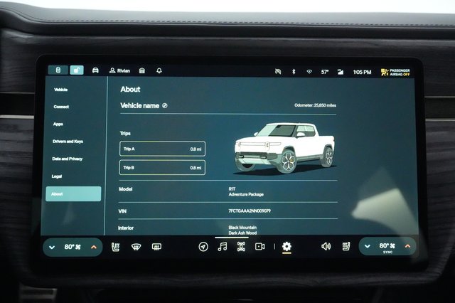 2022 Rivian R1T — photo 30 of 31