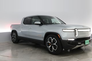 2022 Rivian R1T — photo 8 of 31