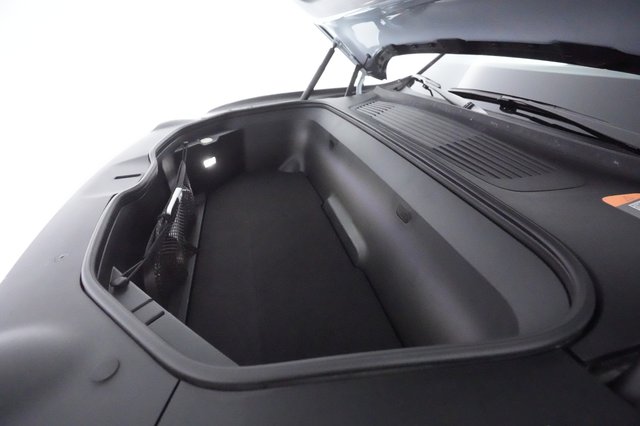 2022 Rivian R1T — photo 24 of 31