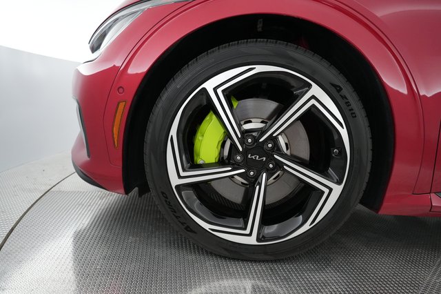 2023 Kia EV6 — photo 16 of 21