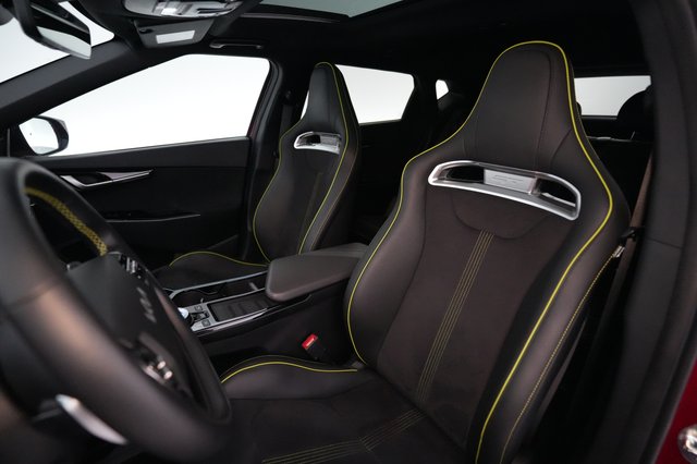 2023 Kia EV6 — photo 3 of 21