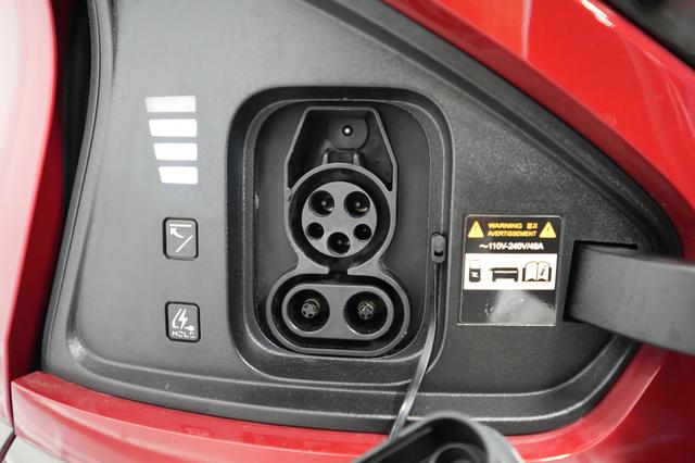 2023 Kia EV6 — photo 8 of 21