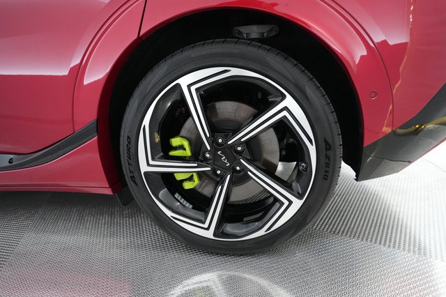 2023 Kia EV6 — photo 17 of 21