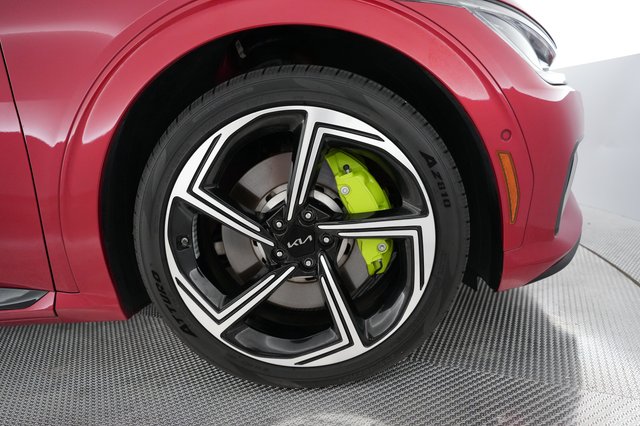 2023 Kia EV6 — photo 15 of 21