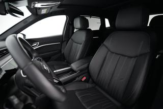 2023 Audi e-tron — photo 3 of 29