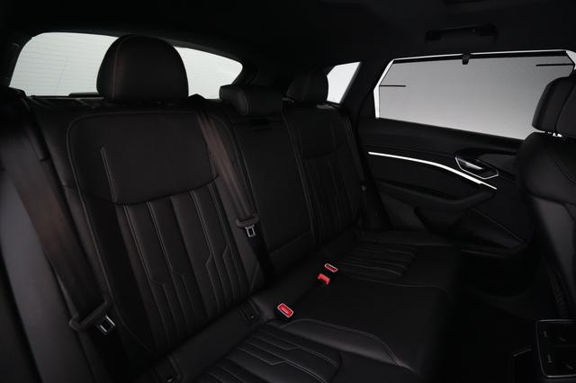 2023 Audi e-tron — photo 4 of 21