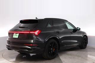 2023 Audi e-tron — photo 2 of 29