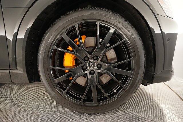 2023 Audi e-tron — photo 14 of 21