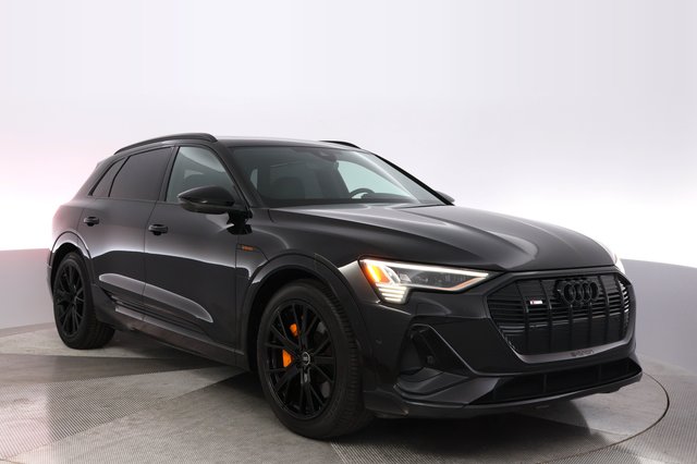 2023 Audi e-tron — photo 10 of 29