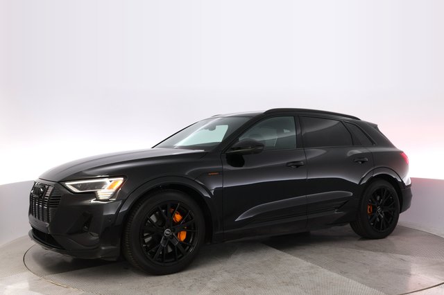 2023 Audi e-tron — photo 14 of 29