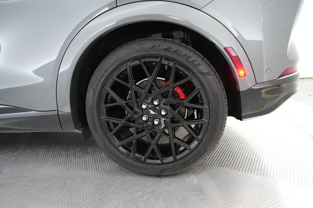 2023 Ford Mustang Mach-E — photo 17 of 21