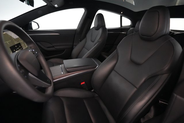 2023 Tesla Model S — photo 3 of 24