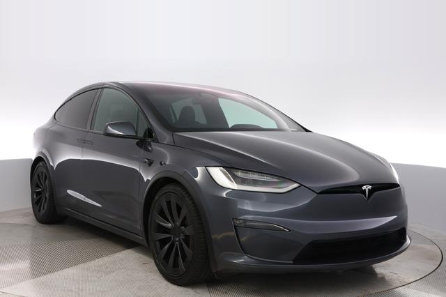 2023 Tesla Model X — photo 10 of 26