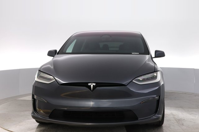 2023 Tesla Model X — photo 9 of 26