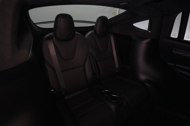 2023 Tesla Model X — photo 21 of 26